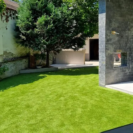 Loft Garden - 4 Bedroom 3 Ba, Sleeps 10, 7 Min To Downtown